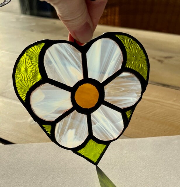 Stained glass Daisy Heart suncatcher … Dotty Daisy …