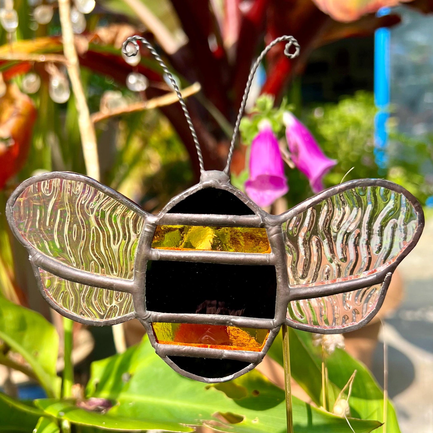Stained Glass Bee Plant Stake: Iridescent Wings, Garden Decor